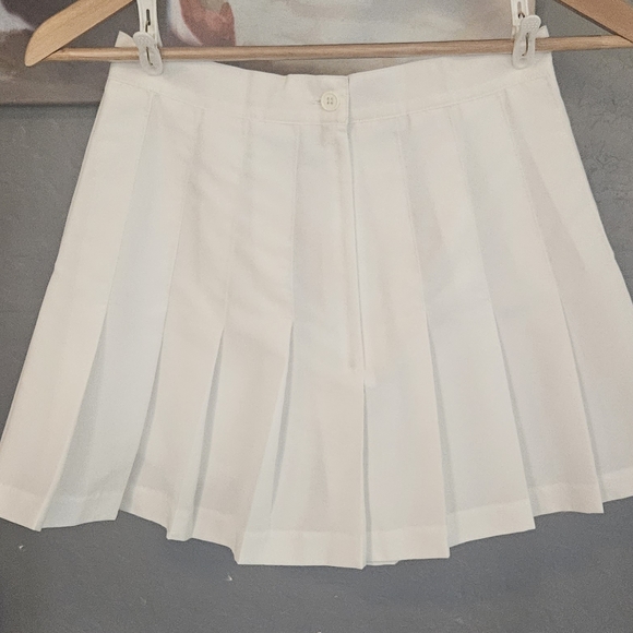 Tennis Skirt - Picture 10 of 12